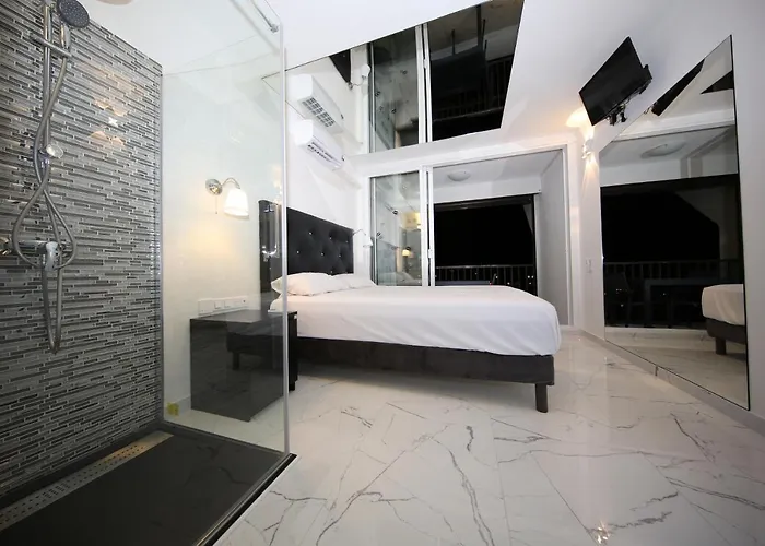 Indecent Appartement Agde